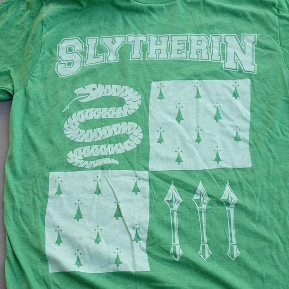 2/$10 Harry Potter Slytherin House Graphic Tee Unisex Sizing - Picture 2 of 5